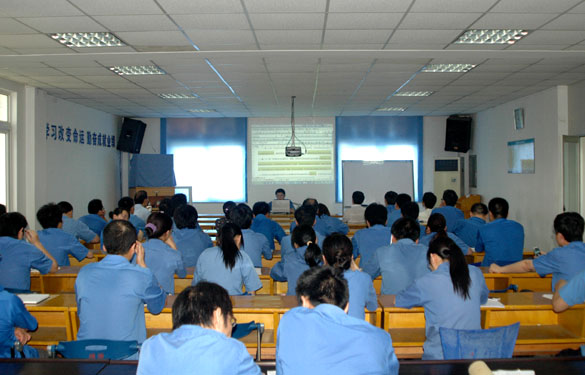江蘇上上電纜集團進行核電法規(guī)、核電質(zhì)保要求培訓