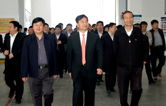 鄧州市黨政代表團(tuán)來(lái)上上集團(tuán)參觀考察