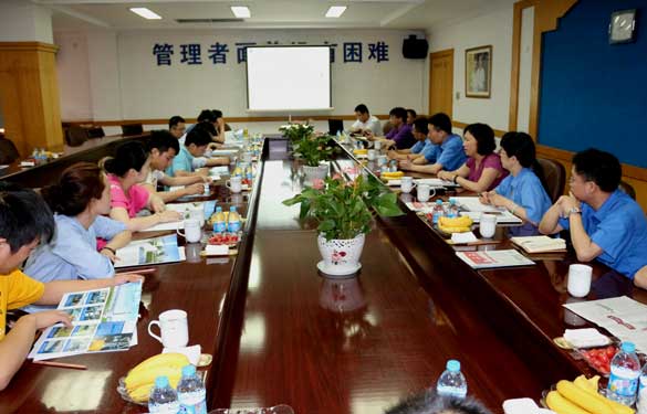 6月12日，國家電力器材安全性能質(zhì)量監(jiān)督檢驗中心領(lǐng)導(dǎo)一行來上上集團(tuán)考察交流
